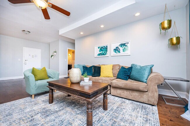 Photo - 215 Piedmont Ave NE Unit SI FL9-ID1299381P