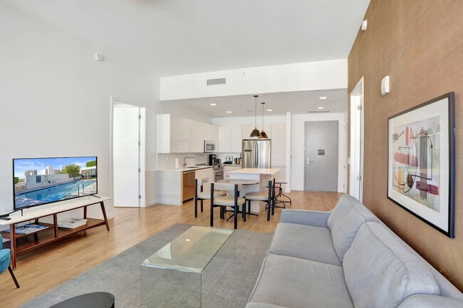 Building Photo - 1220 17th St Unit SI ID1504094P