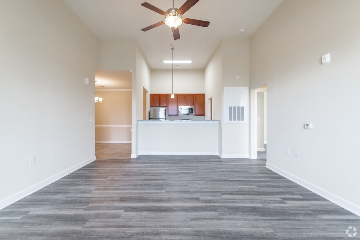 Floor Plan - The Dartmouth w/Double Balcony