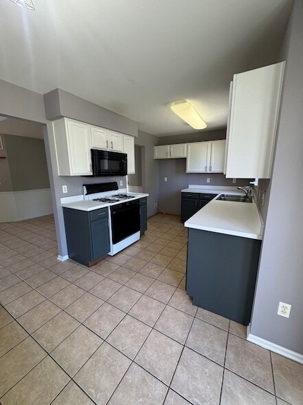 Photo - 1716 William Dr