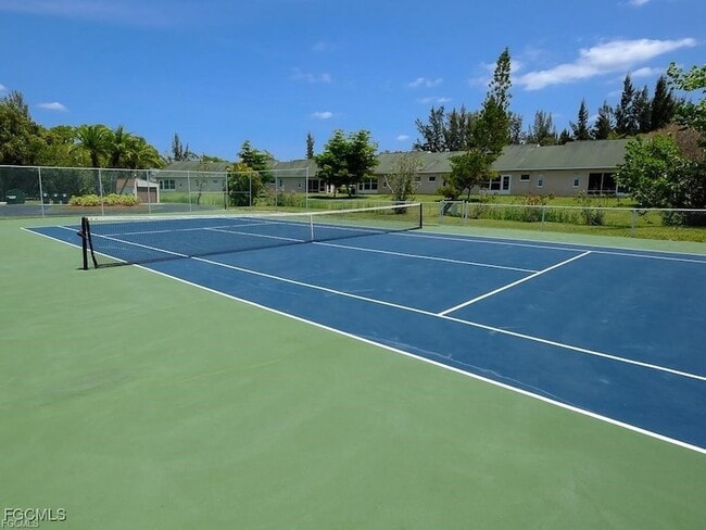 Photo - 16881 Davis Rd Unit 414