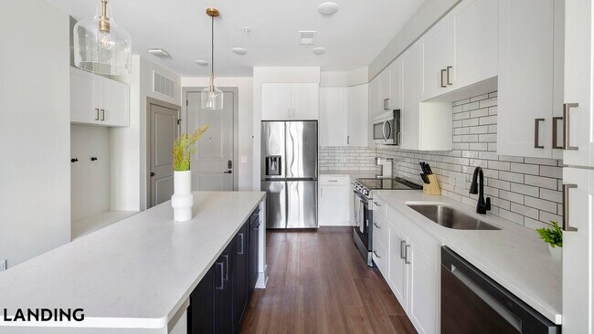 Photo - 1310 Hillside Ave Unit 406