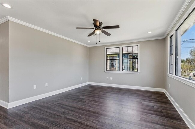 Photo - 1828 Alvar St