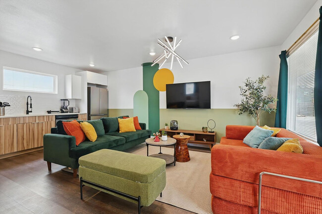 Building Photo - 4416 San Jacinto St Unit ID1241882P