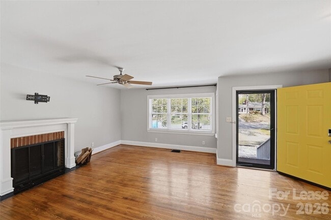 Photo - 2214 Arnold Dr