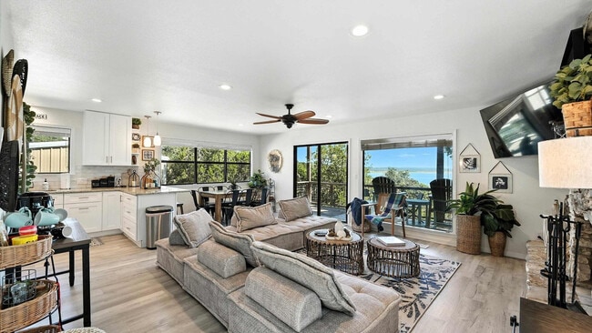 Photo - 1240 Canyon Springs Dr Unit ID1351232P