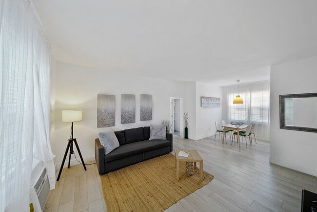 Photo - 1311 15th Terrace Unit ID1255504P