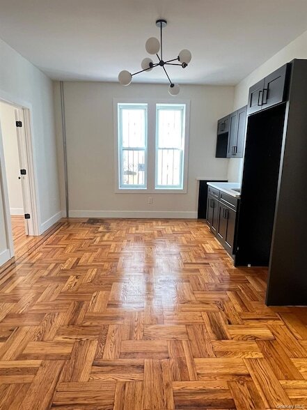 Building Photo - 486 E 95th St Unit 1R