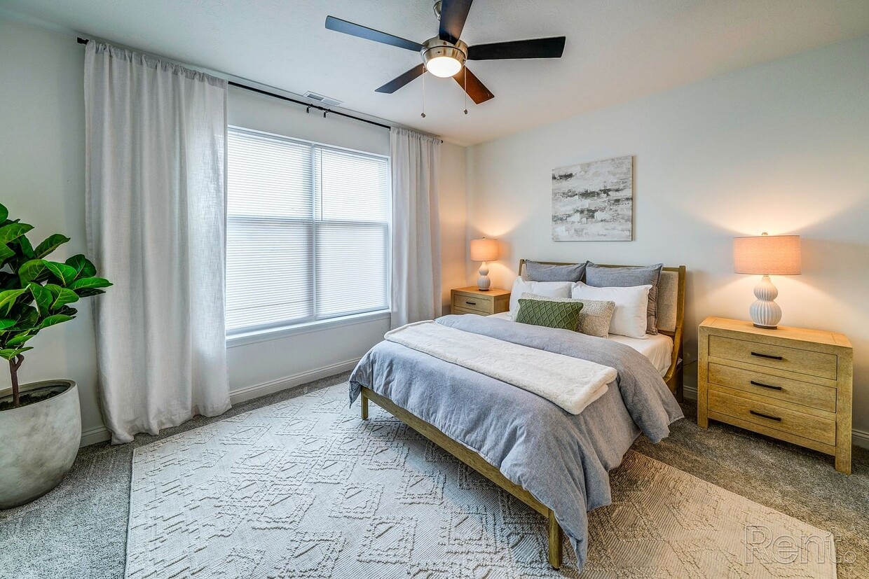 Floor Plan - 3 BD/2 BA - COURTYARD