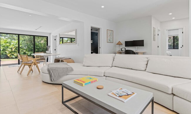 Photo - 281 NE 48th Terrace Unit ID1044569P