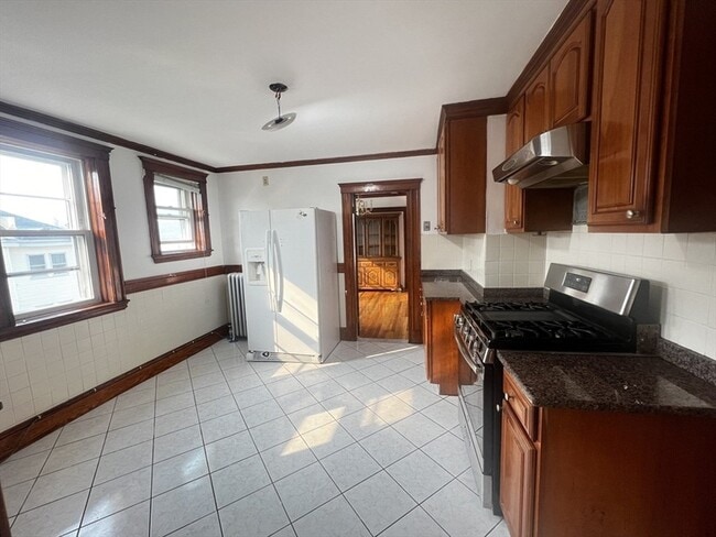 Building Photo - 103 St Andrew Rd Unit 2