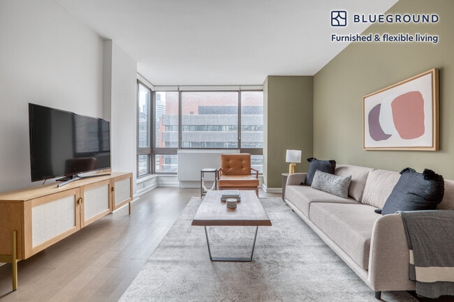 Building Photo - 500 W 56th St Unit FL14-ID116