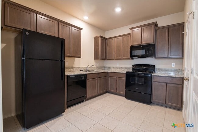 Photo - 1705 Montell St Unit A