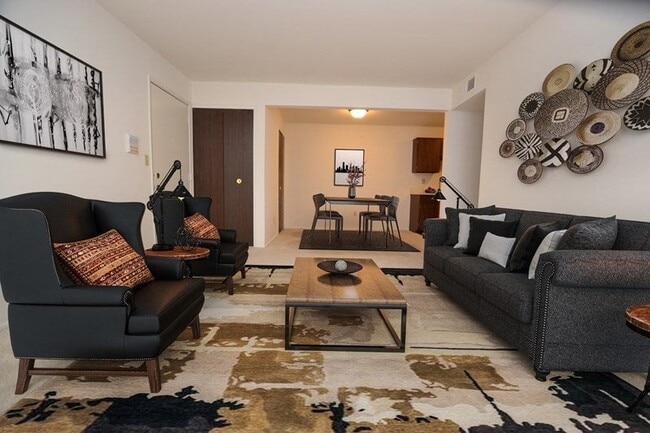 Photo - Fox Pointe Apartments