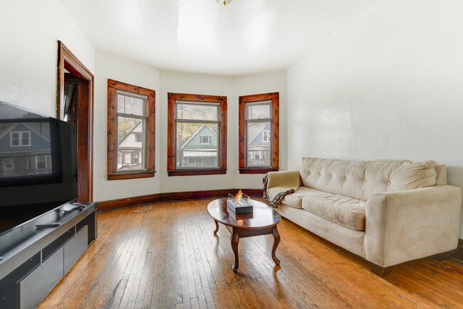 Building Photo - 501 Massachusetts Ave Unit SI ID1546127P