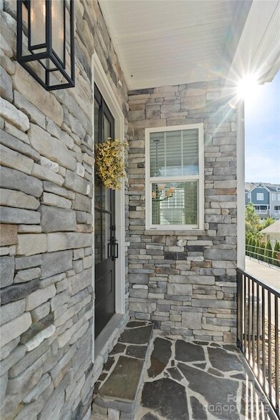 Photo - 805 Naples Dr