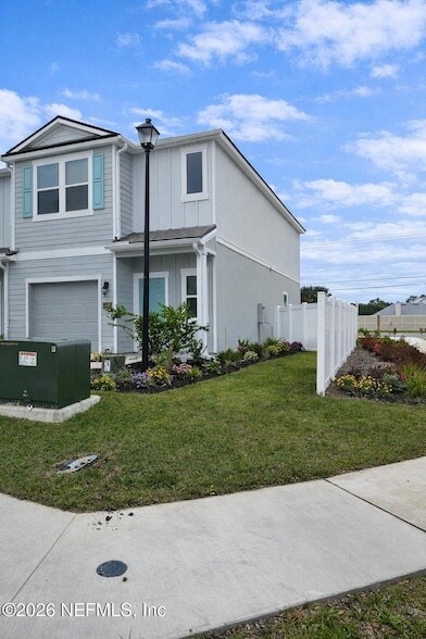 Photo - 1460 Jeremiah St