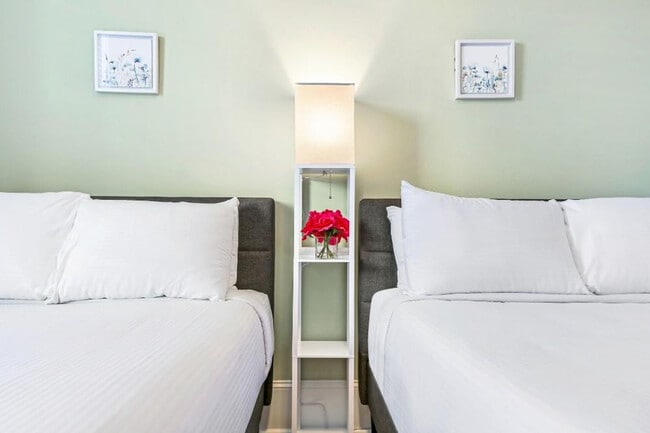 Photo - 1233 St Charles Ave Unit ID1269976P