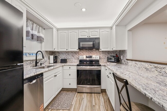 Photo - 2950 SE Ocean Blvd Unit 585