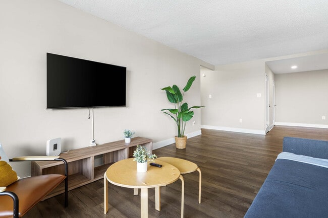 Building Photo - 1201 S Bell St Unit ID1056570P