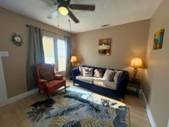 Photo - 130 N Estelle St Unit SI ID1585467P