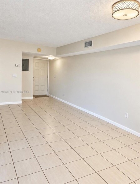 Photo - 1211 S Independence Dr Unit 1211F