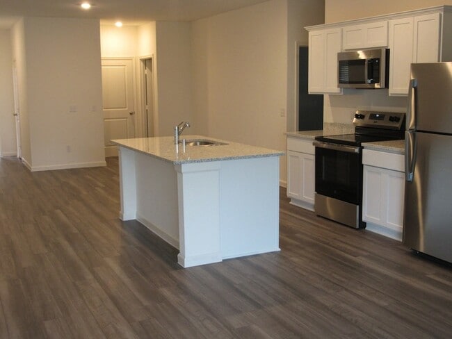 Photo - 2300 Plantation Dr