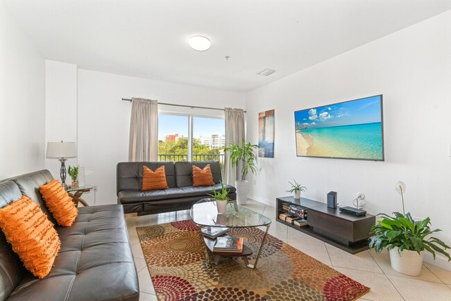 Building Photo - 2280 SW 32nd Ave Unit ID1056255P