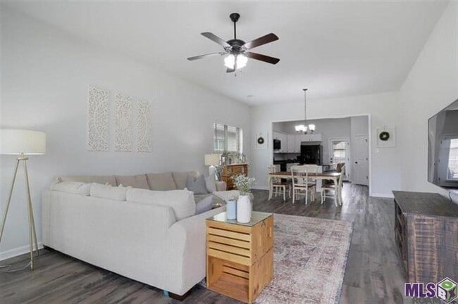 Photo - 1030 Gentle Wind Dr