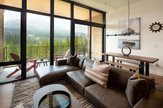 Photo - 4 Lakewood Dr Unit ID1255662P