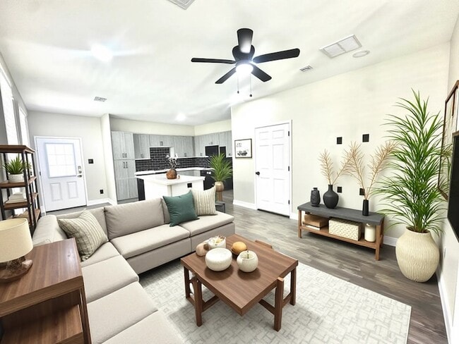 Building Photo - 62 Woodland Hills Dr Unit B