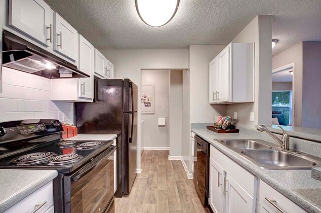 Photo - 200 Braehill Apartments