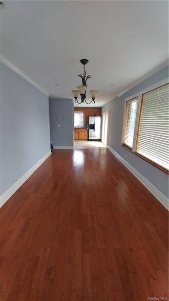 Photo - 113 Maple Pl