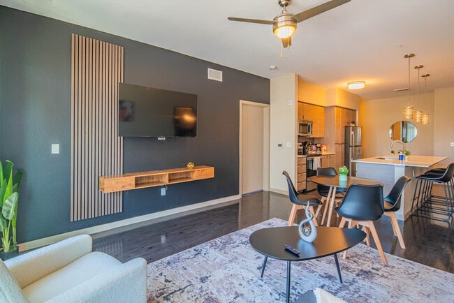 Photo - 290 E Roosevelt St Unit ID1263031P