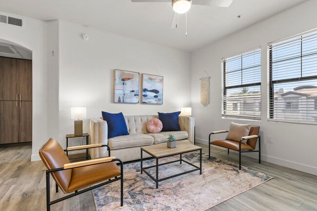 Building Photo - 9450 W Cabela Dr Unit SI ID1014621P