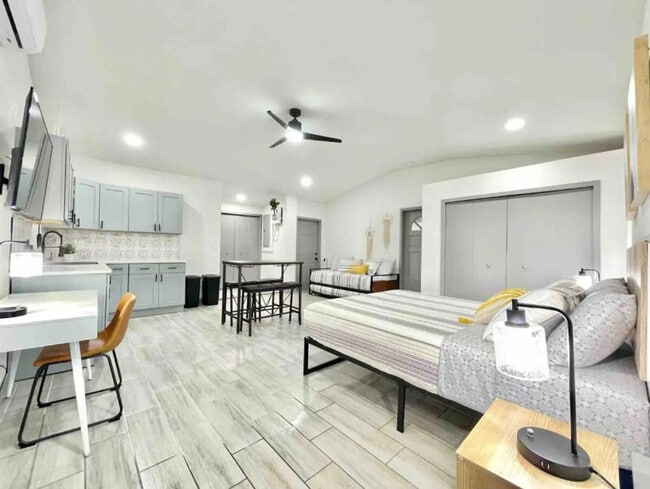 Photo - 1221 Corbett Ln Unit ID1094190P