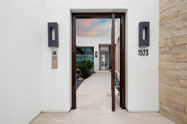 Photo - 1523 Dolphin Terrace