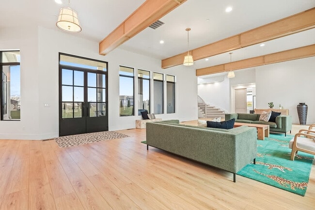 Building Photo - 12401 Rivendell Ct Unit ID1250675P