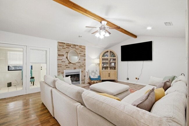 Photo - 2842 Rex Allen Dr