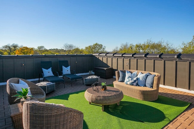 Photo - 709 26th Ave N Unit ID1312374P