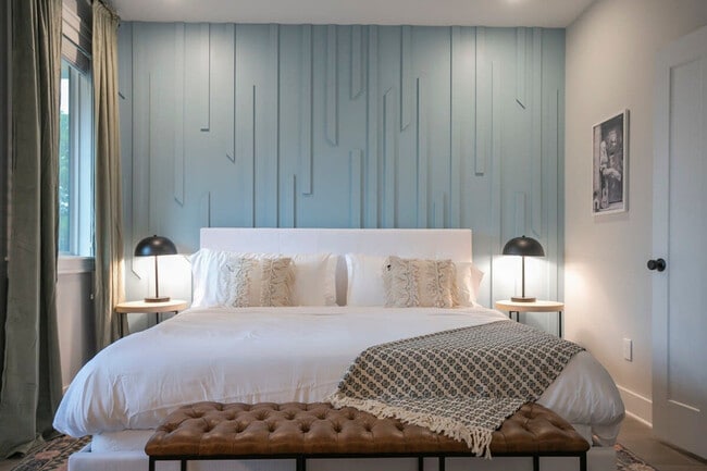 Building Photo - 111 N 9th St Unit ID1312373P