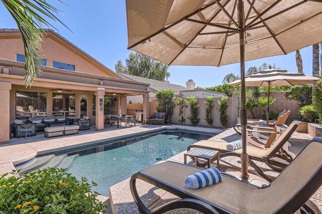 Building Photo - 6408 E Waltann Ln