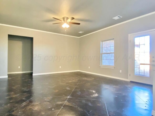 Photo - 7517 John Thomas St