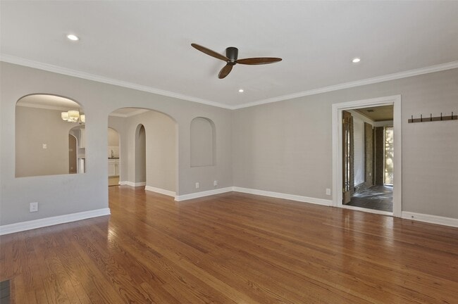 Photo - 7115 La Vista Dr