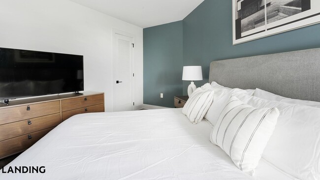 Photo - 1550 Clarendon Blvd Unit 609