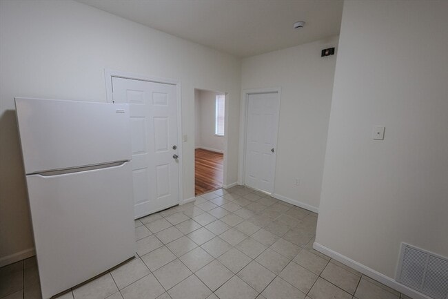 Photo - 127 Intervale St Unit 2