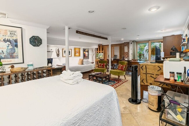 Photo - 1023 Crawford St Unit ID1225518P