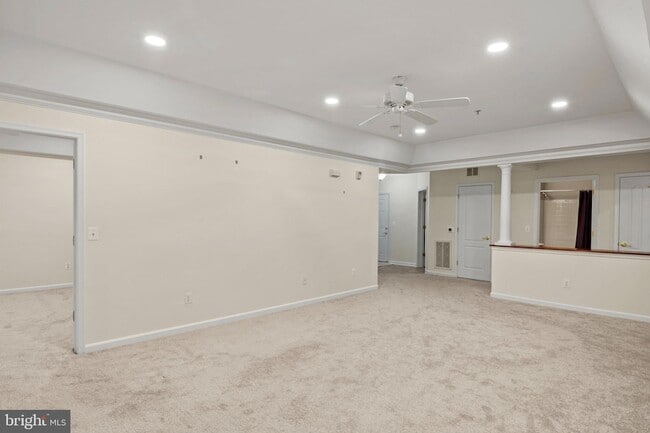 Photo - 6155 Shadywood Rd Unit UTE406