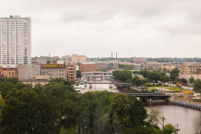 Photo - 823 N 2nd St Unit SI ID1379046P