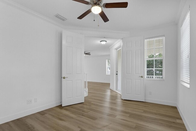 Photo - 199 Barbados Dr